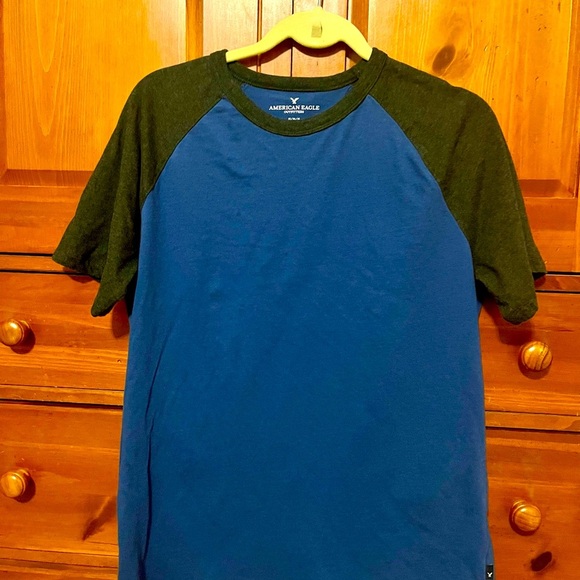 THREE American Eagle Outfitters T-Shirts - Medium - Picture 6 of 8